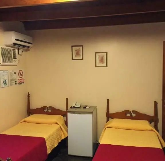 اتاق کلاسیک چهارنفره, Apart Hotel Géminis