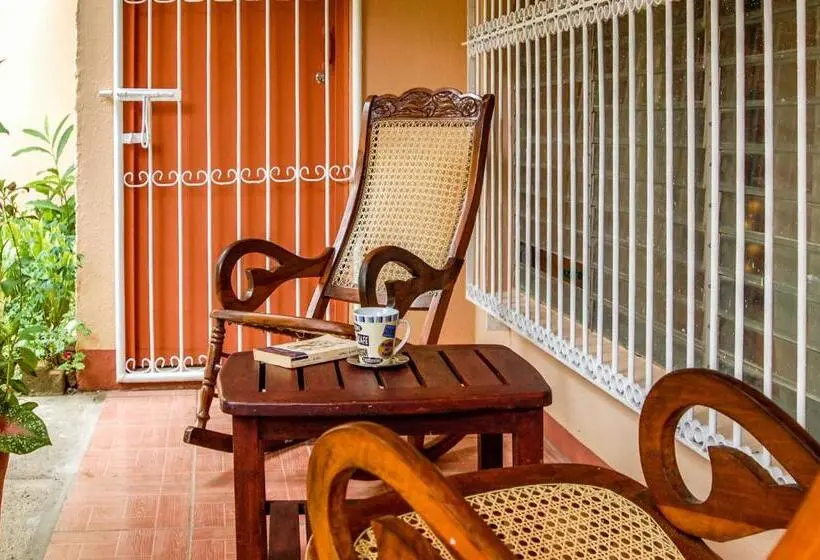 اتاق استاندارد یک نفره, Casa Lucia