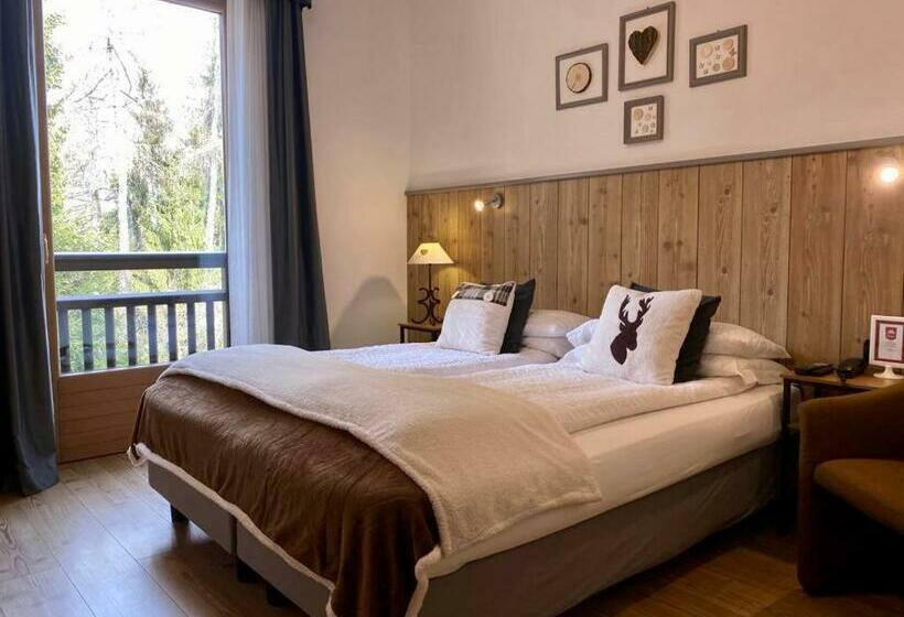 غرفة سوبيريور, Derby