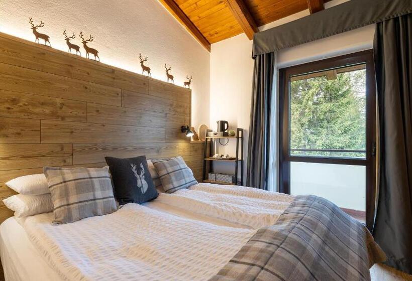 غرفة سوبيريور, Derby