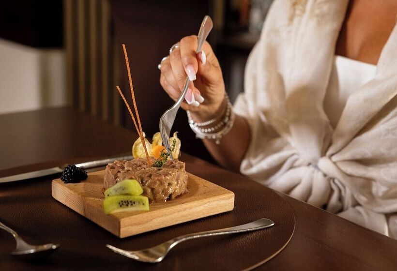 غرفة سوبيريور, Derby