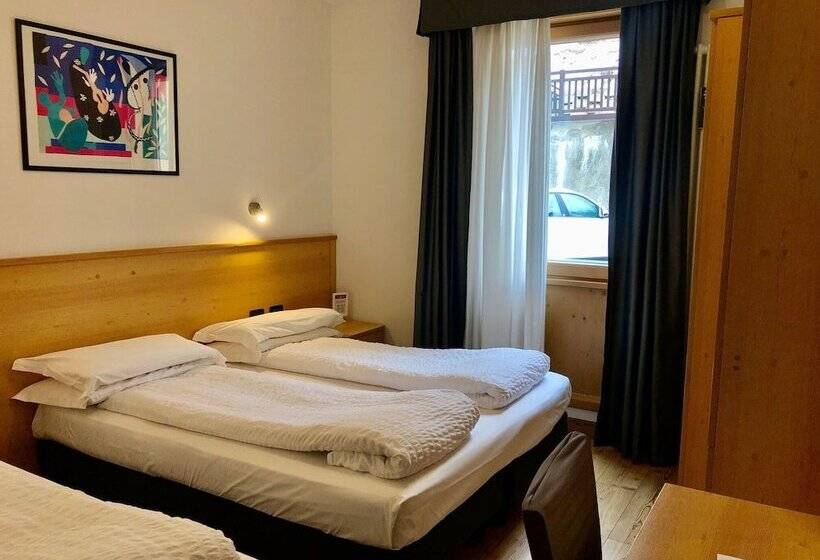 غرفة إقتصادية ثلاثية, Derby