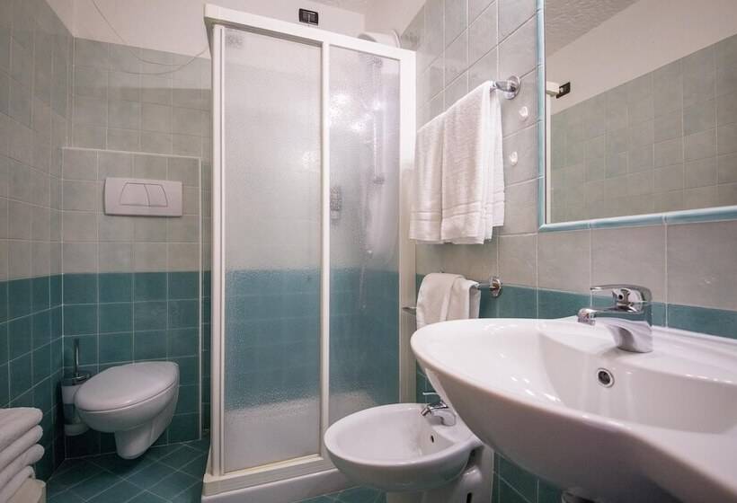 غرفة إقتصادية رباعية, Derby