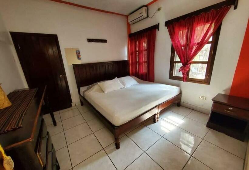 اتاق استاندارد با تخت بزرگ, & Hostal Yaxkin Copan