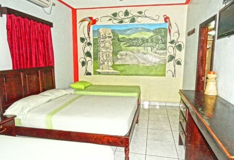 اتاق خانوادگی, & Hostal Yaxkin Copan