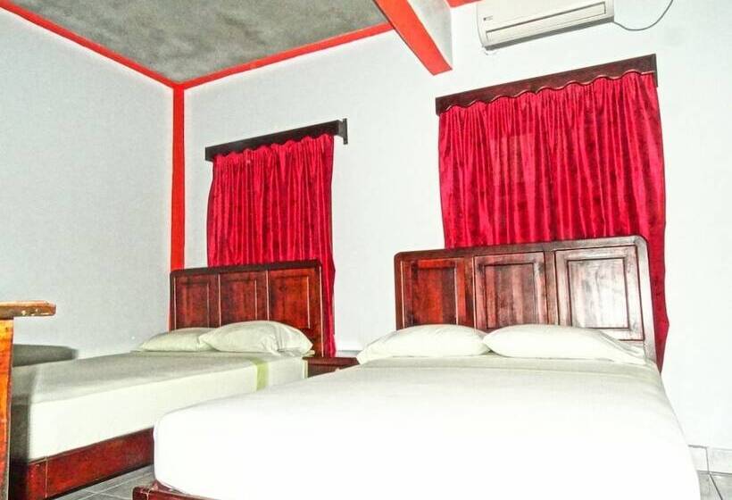 اتاق خانوادگی, & Hostal Yaxkin Copan