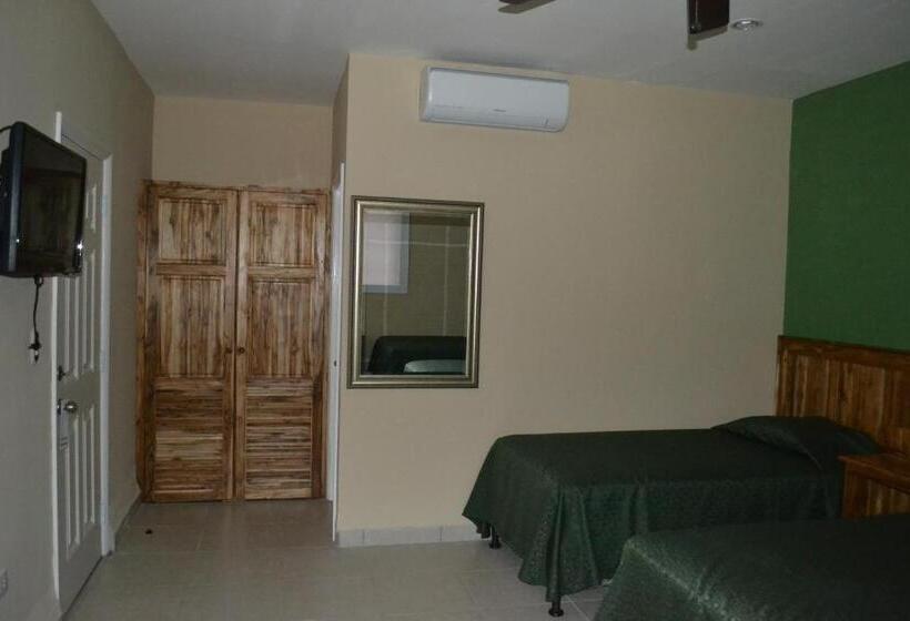 اتاق کلاسیک چهارنفره, Los Chilamates