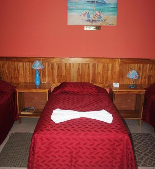 اتاق کلاسیک چهارنفره, Los Chilamates