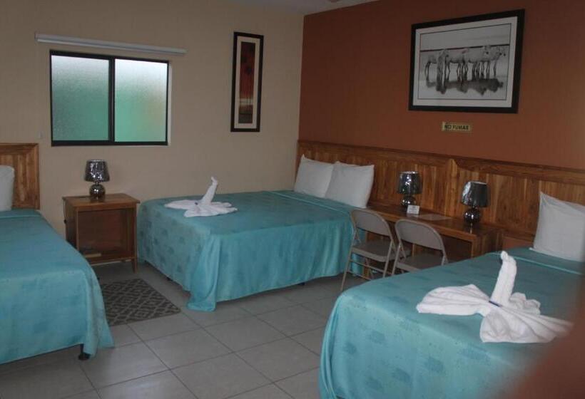 اتاق خانوادگی, Los Chilamates