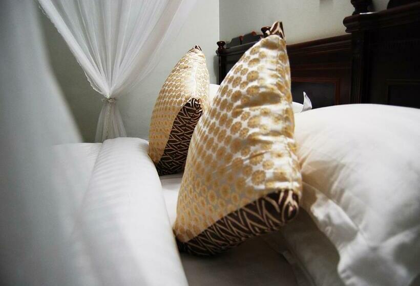 اتاق استاندارد, Mc Ellys