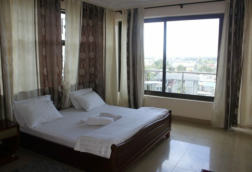 سوییت اجرایی, Mic