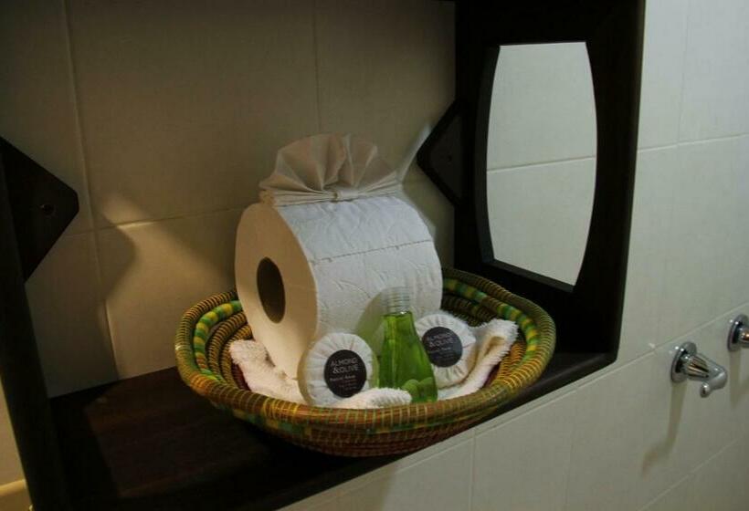 اتاق استاندارد, Plaza Yat B Alam