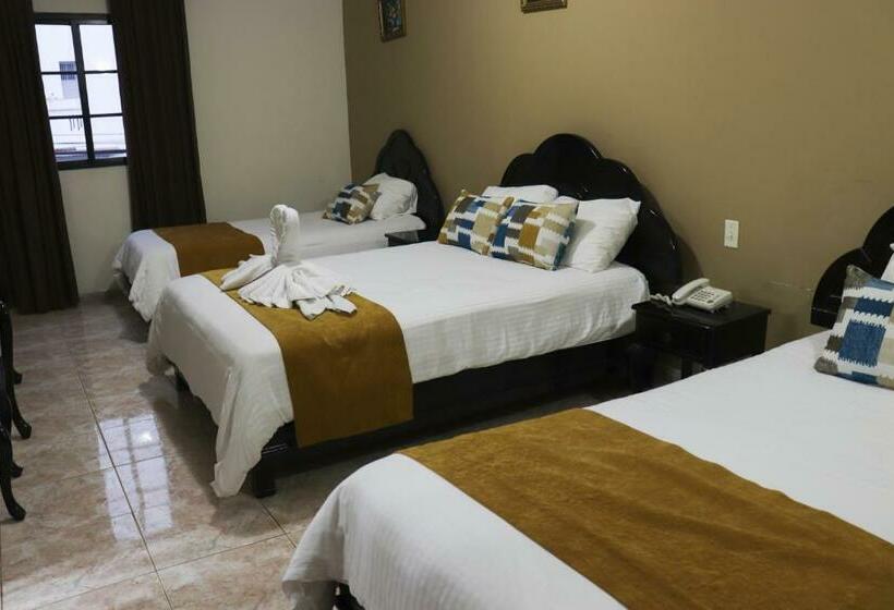 4인용 스탠다드 룸, Puerta Del Sol