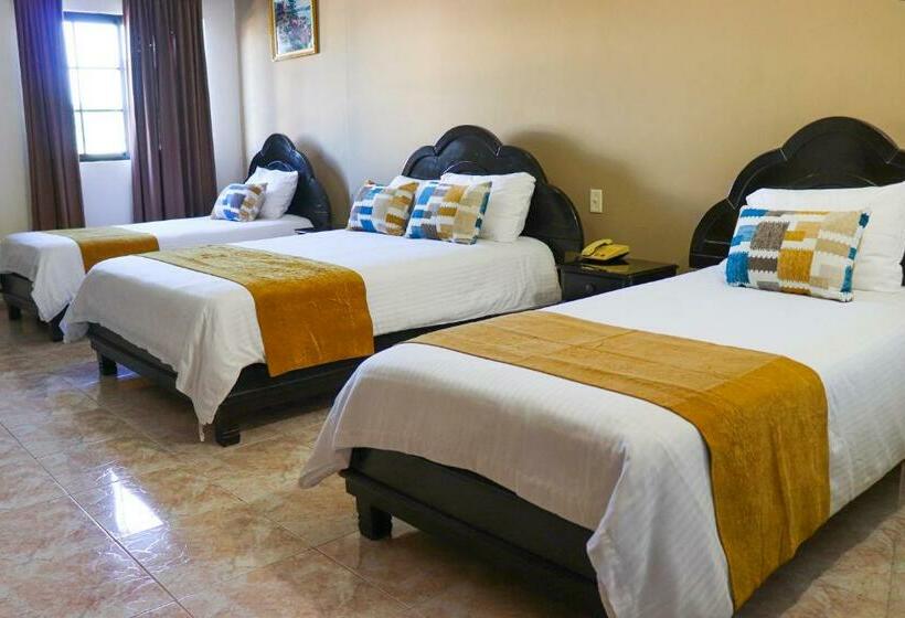 4인용 스탠다드 룸, Puerta Del Sol