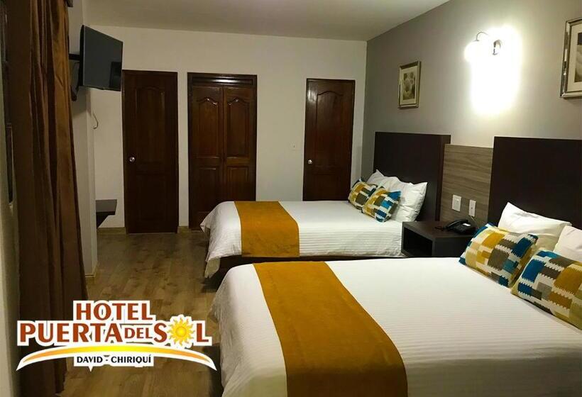 Номер Стандарт 2 Двуспальные Кровати, Puerta Del Sol