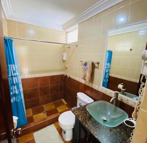 اتاق لوکس چهار تخته, Puerto Libre