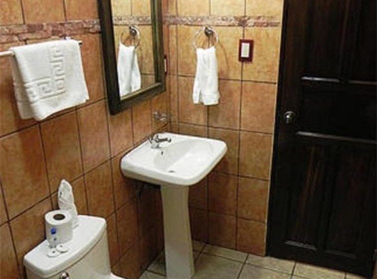 اتاق پریمیوم چهارنفره, Puerto Libre