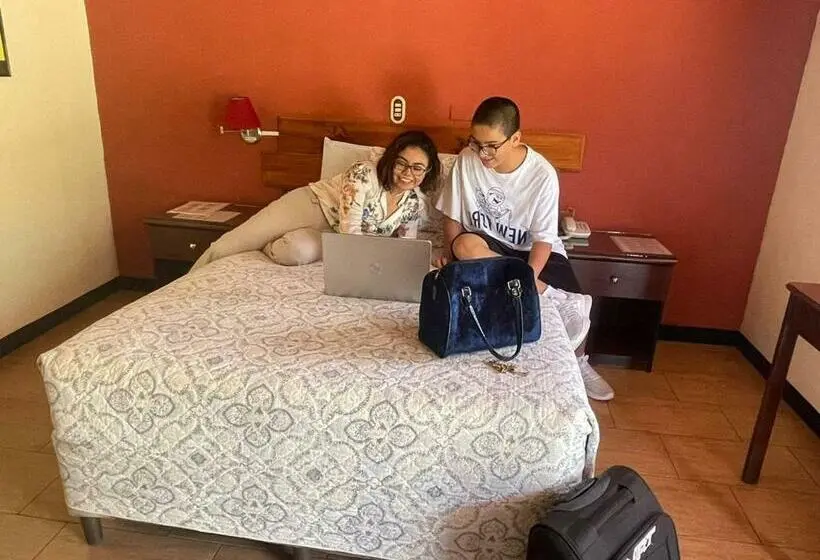 اتاق استاندارد, Y Restaurante Villa Esmeralda