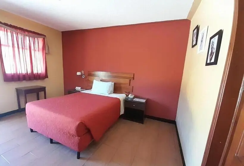 اتاق استاندارد یک نفره, Y Restaurante Villa Esmeralda