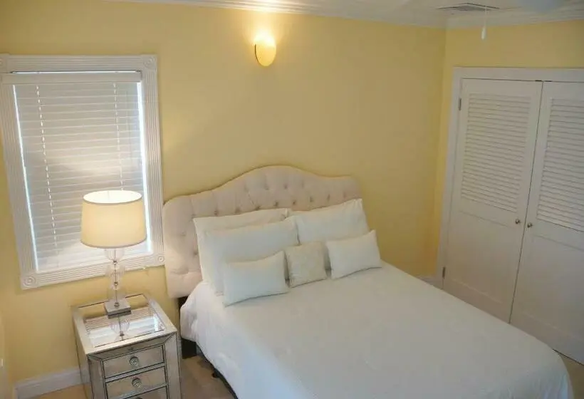 2 Bedroom Apartment Side Sea View, The Hamilton Beach Villas & Spa