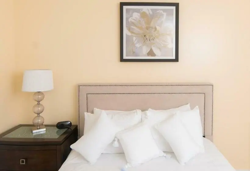 2 Bedroom Apartment With Garden, The Hamilton Beach Villas & Spa