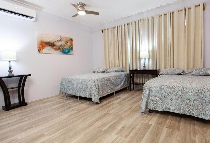 استودیوی استاندارد, Sea Eye Hotel   Laguna Building