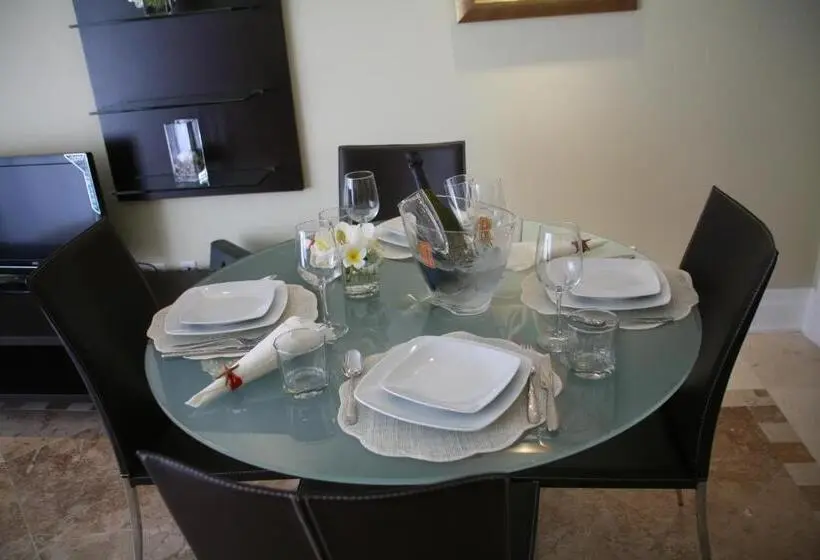 سوئیت 2 خوابه, The Atrium Resort
