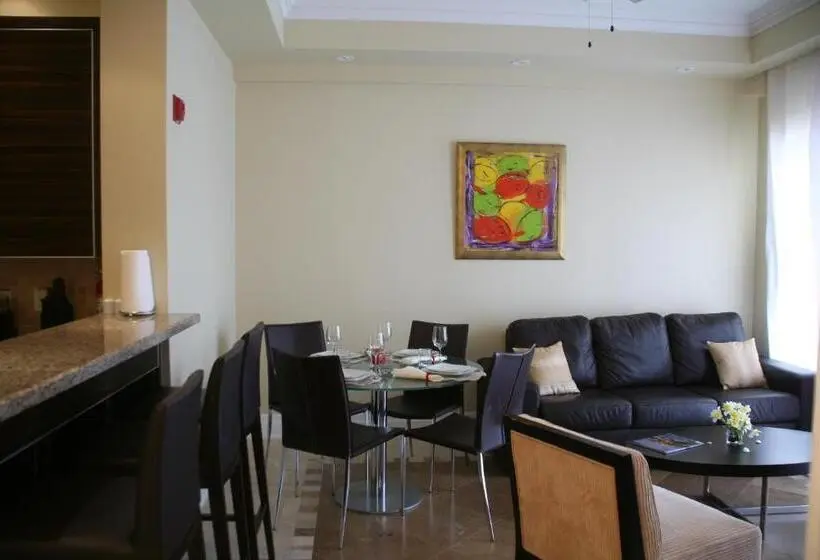 1 Bedroom Penthouse Apartment, The Atrium Resort