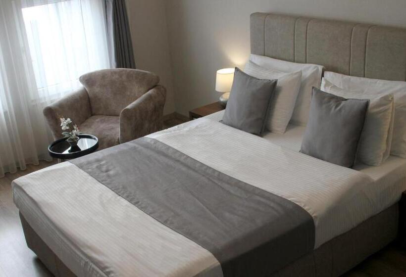 اتاق استاندارد, Driada