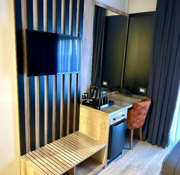 اتاق لوکس, Borea