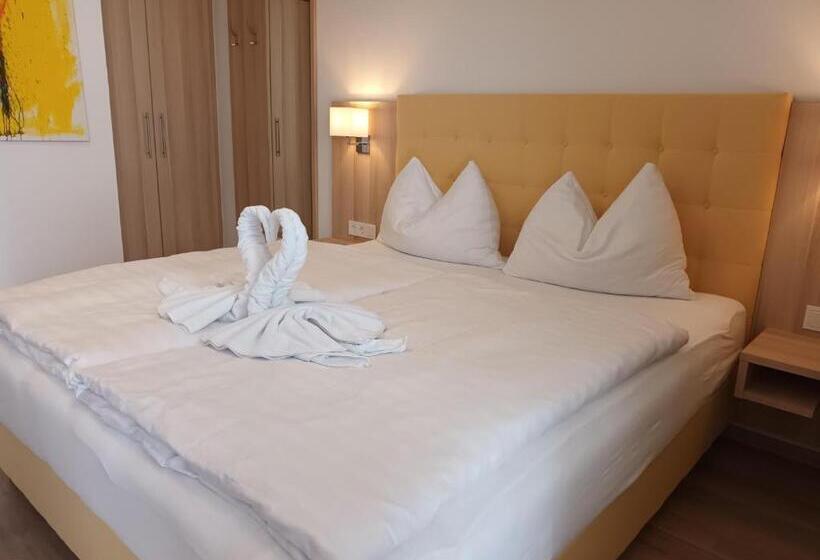 Номер Стандарт с Террасой, Pension Amelie