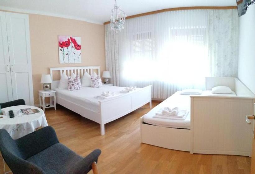 Семейный Номер, Pension Amelie