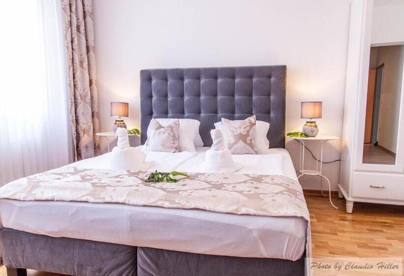 Номер Deluxe, Pension Amelie