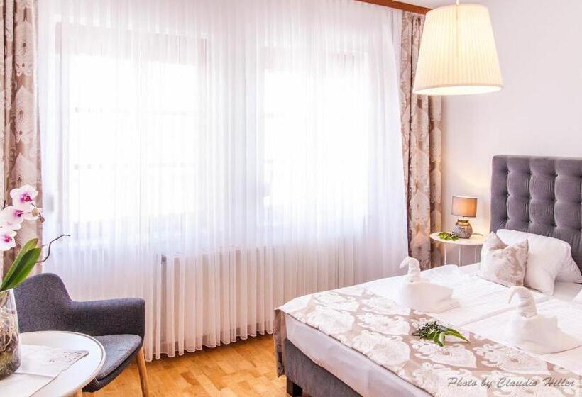 Номер Deluxe, Pension Amelie