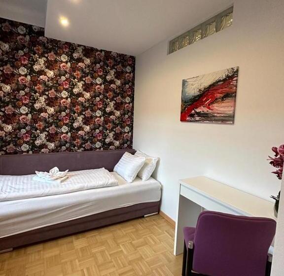 Люкс, Pension Amelie