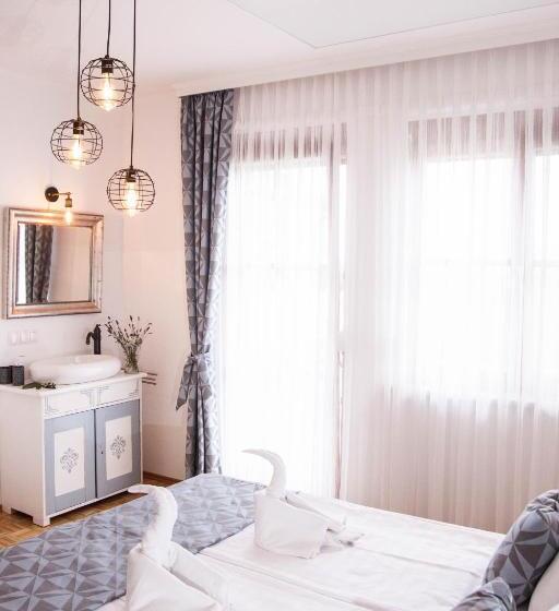 Номер Стандарт с Балконом, Pension Amelie