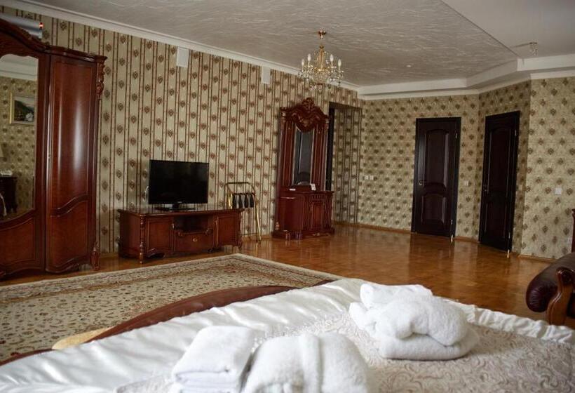 스위트, Garden Hall