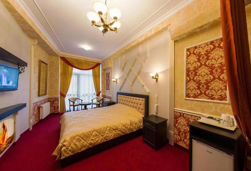 سوییت جونیور راحتی, Franz Hotel&restaurant