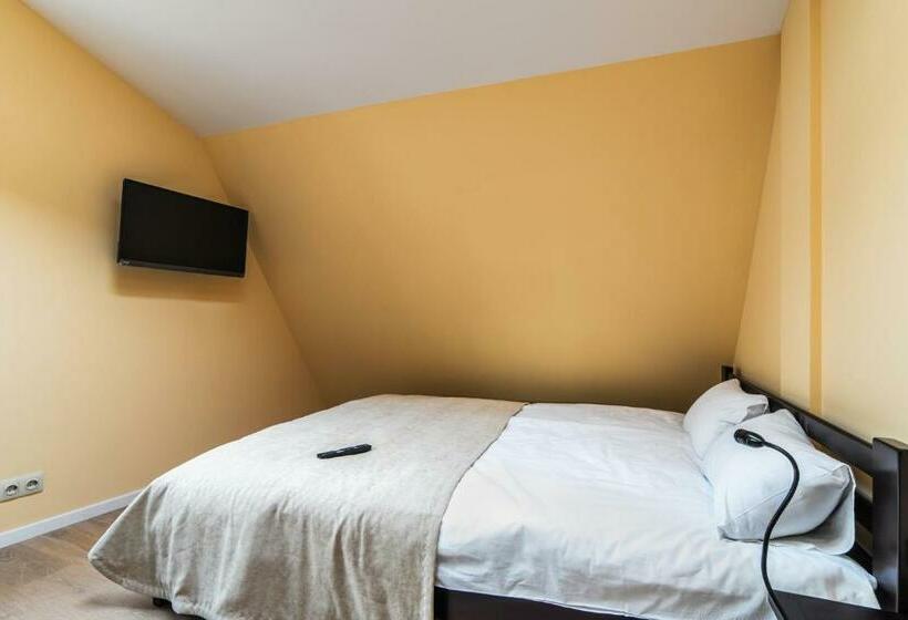 غرفة عائلية, Gar'is Hostel Lviv