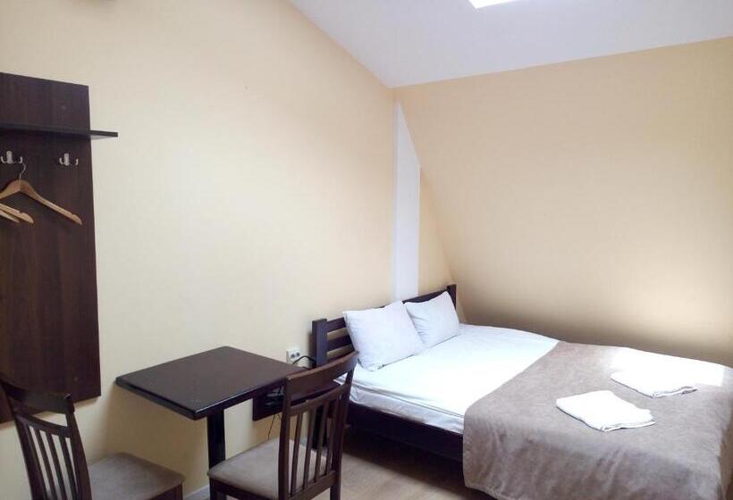 غرفة عائلية, Gar'is Hostel Lviv