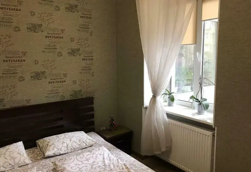 اتاق استاندارد با سرویس بهداشتی مشترک, Hostel Q ,15 хв до жд вокзалу