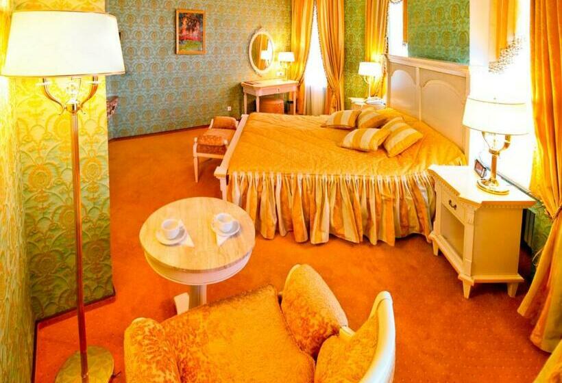 سوییت, Alleya Grand