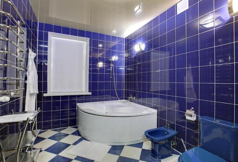 اتاق لوکس, Aquapark Alligator