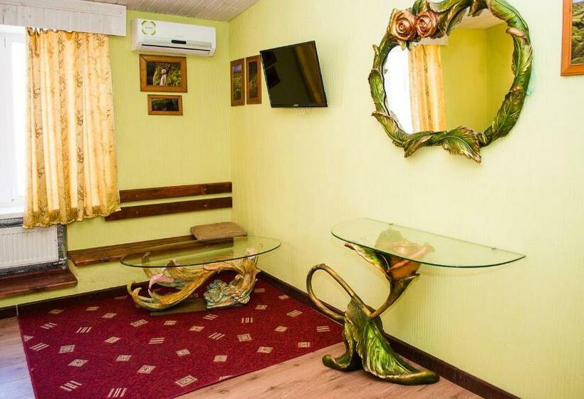 اتاق سوپریور, Guest House De Rishelye