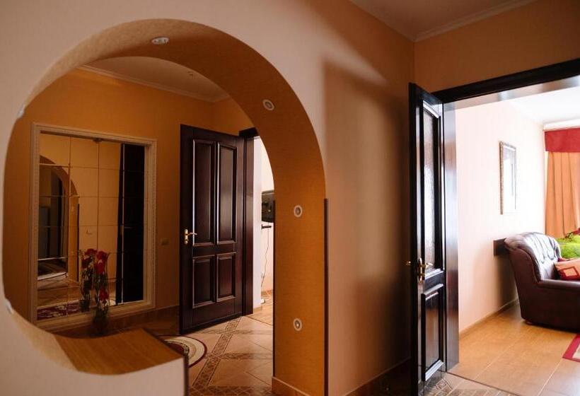 סוויטה, Hetman