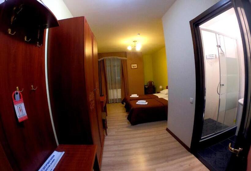 اتاق کلاسیک, Lavilia