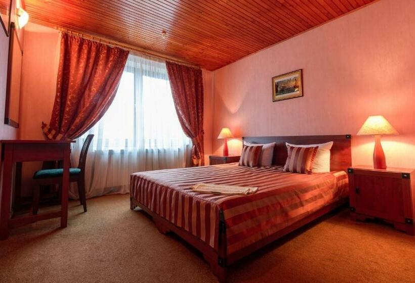 ペントハウススイート, Letuchiy Gollandets