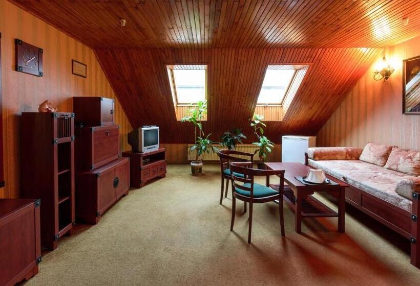 ペントハウススイート, Letuchiy Gollandets