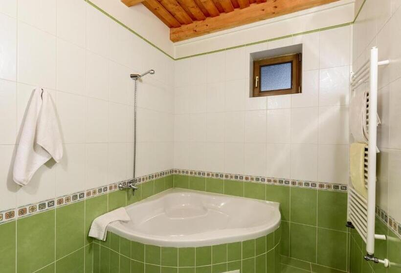 スイート, Letuchiy Gollandets