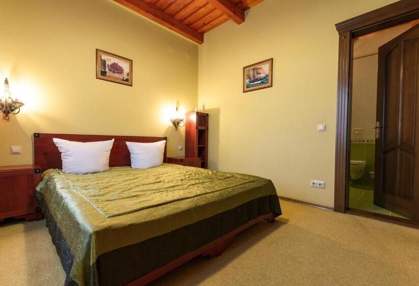 スイート, Letuchiy Gollandets